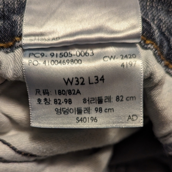 Men's Levi Strauss Straight Leg Jeans - Picture 3 of 3